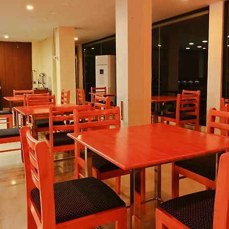The Kings Hotel Port Blair Esterno foto